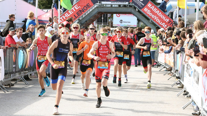Het triatlonweekend ging donderdag van start met de Junior Challenge. (Foto: Fred Rotgans)