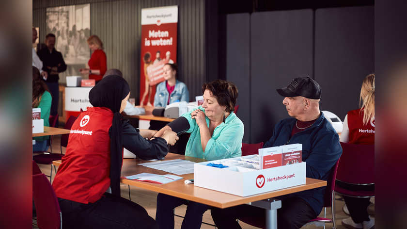 Bloeddrukmeting bij Hartcheckpunt op ‘t Haantje