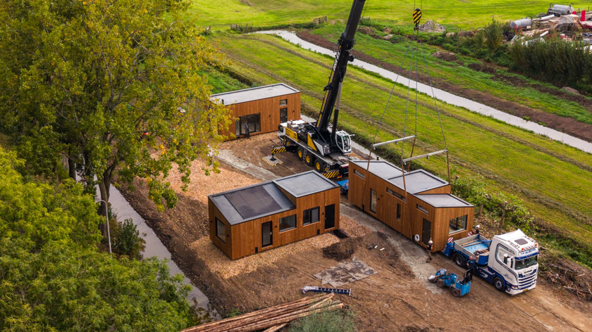 Dutch Wooden Houses plaatst eerste tiny houses in Klein Oud-Alblas