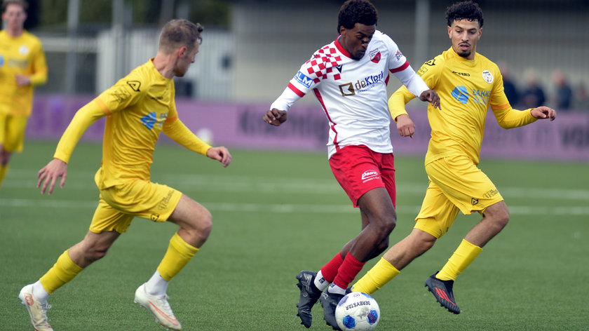 Kozakken Boys weet achterstand na rust niet meer te repareren en gaat onderuit op eigen veld