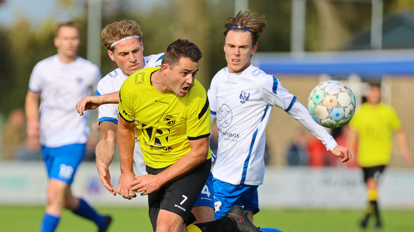 Dramatische start FC Perkouw leidt fikse nederlaag in