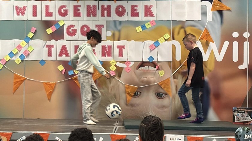 Talentenshow op Kanjerschool De Wilgenhoek in Hank: leerlingen durven te stralen