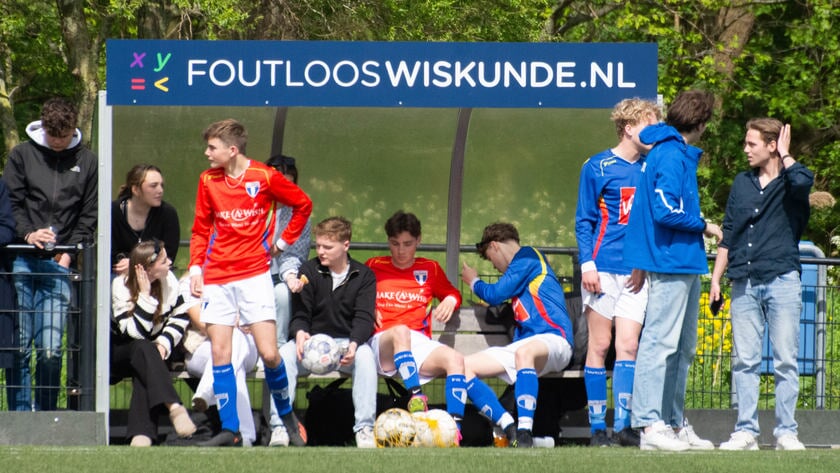 Succesvolle thema-avonden over studievaardigheden en wiskunde bij MHC en FC Weesp