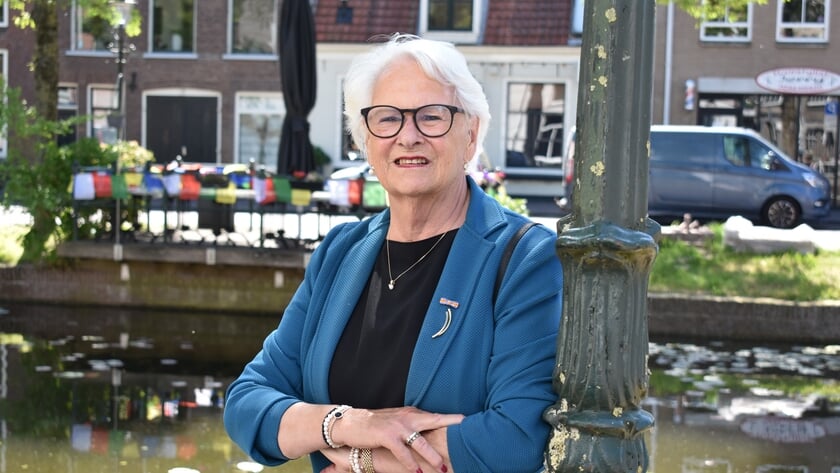 Lintje voor ‘onze Rie’: ‘Ik kan thuis zitten prutten, maar daar heb ik geen zin in!’