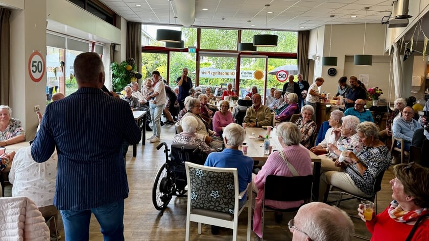 Jubileumfeest bij woonzorglocatie De Kuijer in Nederhorst den Berg: 50 jaar zorg en gezelligheid