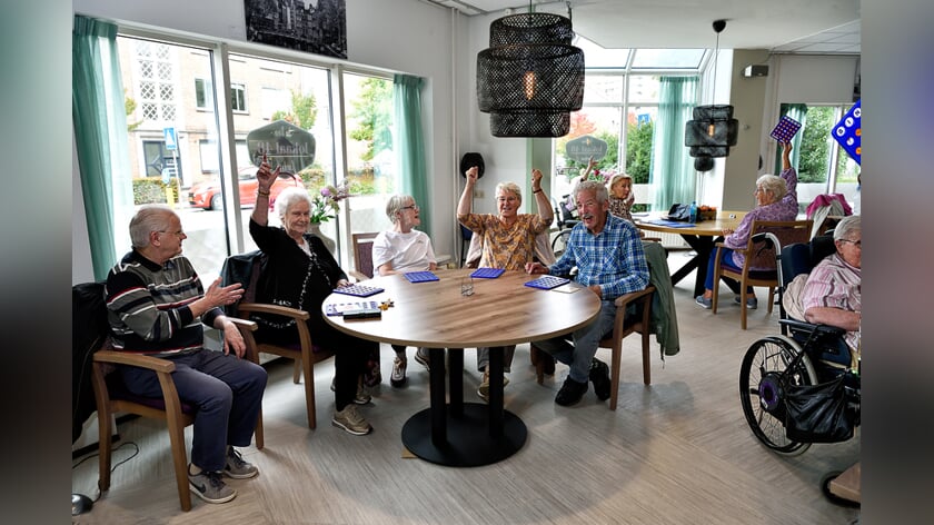 Morgenmiddag bingo in zorgcentrum De Diem