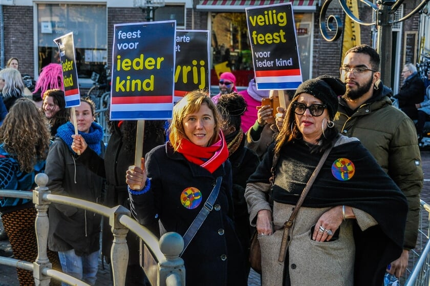Terug naar 2015, het jaar dat de discussie over Zwarte Piet Weesp bereikt