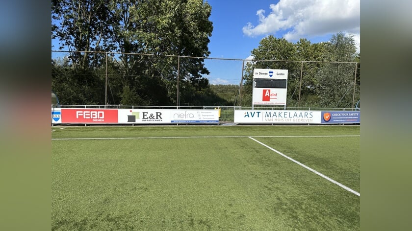 Sv Diemen ontvangt SV De Meer