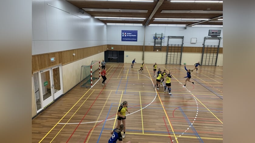 Sv Zeeburg speelt vanavond thuis tegen KSV