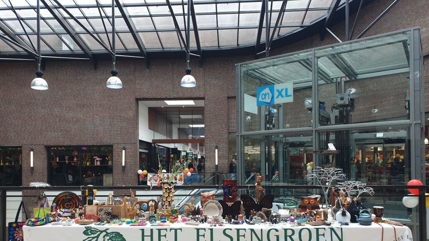 Wereldwinkel zaterdag in winkelcentrum Diemerplein