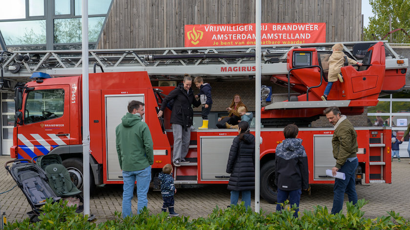 Open dag bij brandweerkazerne Weesp