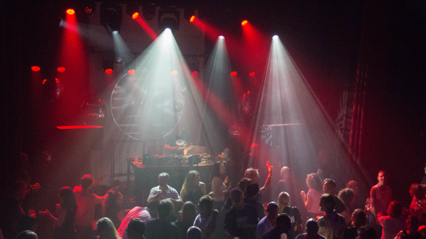 Dance-iconen laten Weesp dansen op eerste House of Weesp