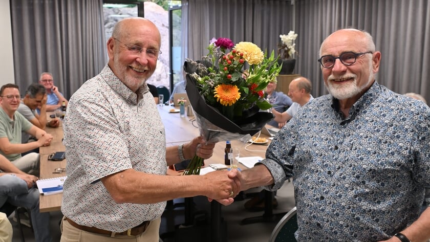 Theo Groenemans geëerd voor jarenlange inzet bij Dorpsvisie