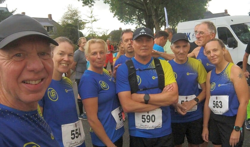 Loopgroep Bedum was met een grote groep lopers naar Thesinge afgereisd.