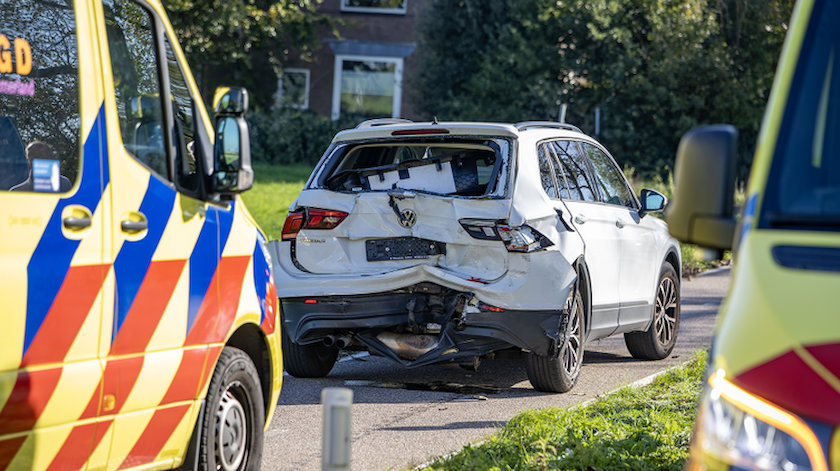 Grote schade bij ongeval op Schipholweg (N232)bij Lijnden