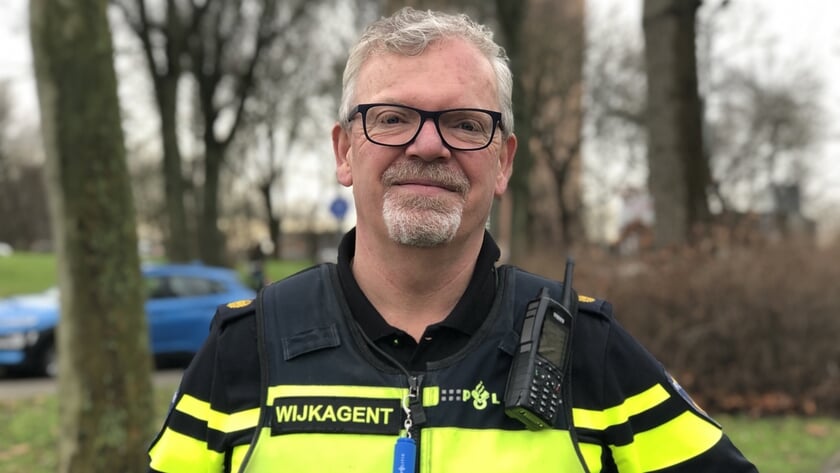 24-uurs radiouitzending door wijkagent Jan Waasdorp