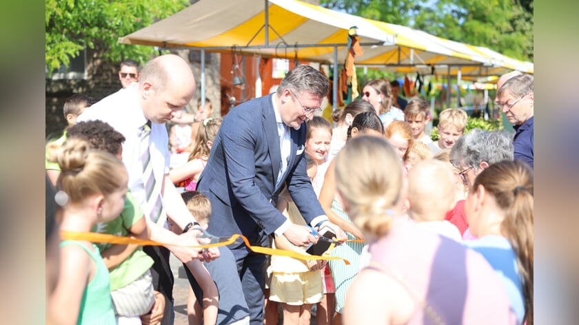 Mooi bedrag van actiemarkt Wilhelminakerk