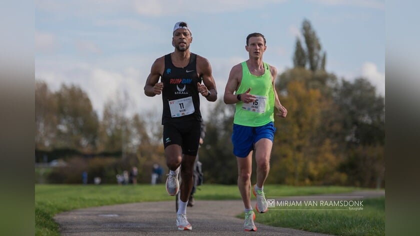 Sterke halve marathon voor Fernandes