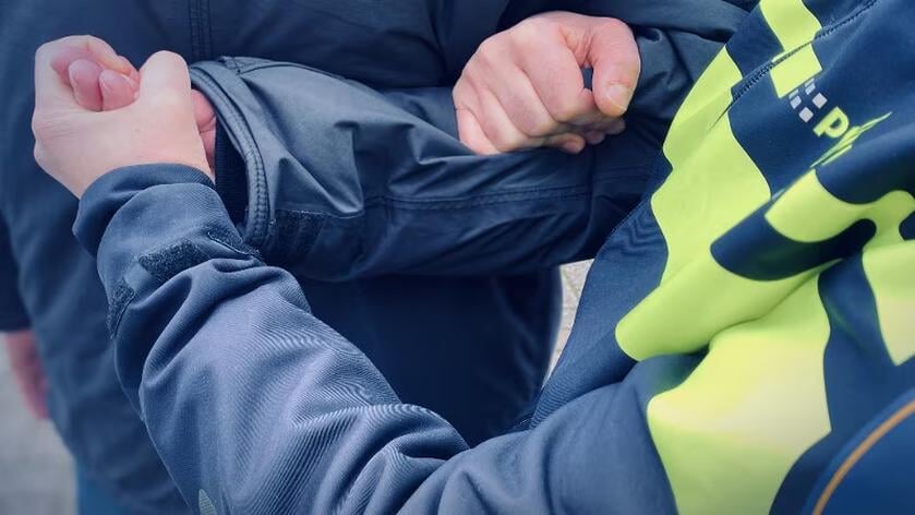 Twee aanhoudingen in onderzoek naar dood tweelingbroer S10