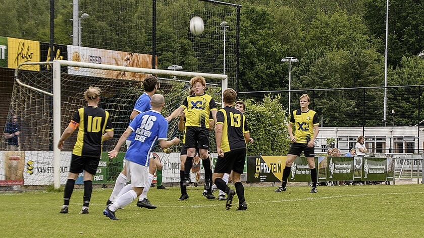 Rooise vaandelteams sluiten (bijna) competitie af