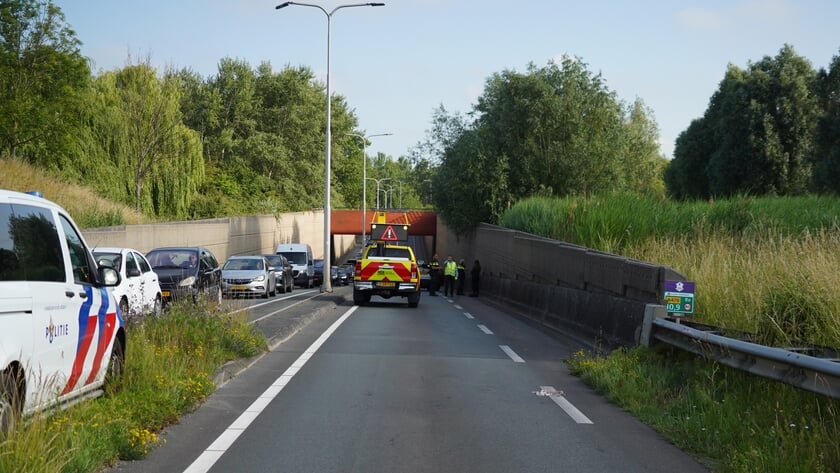 Auto tegen tunnelbak N470