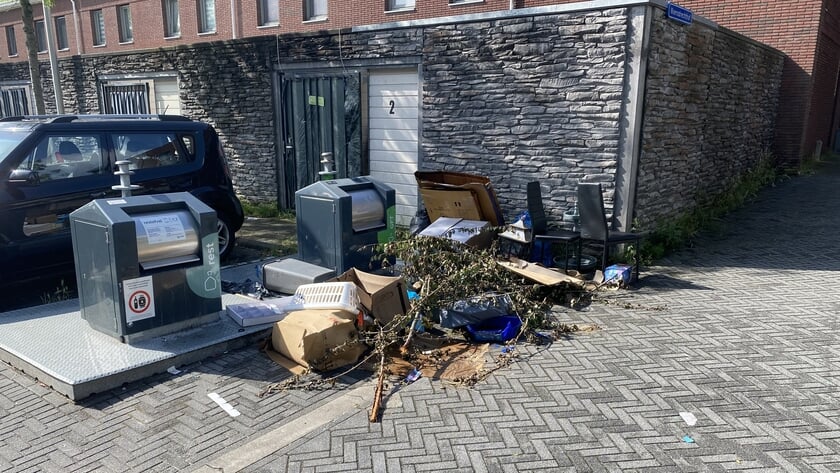 Afvaldumpingen Zestienhovenlaan Nootdorp