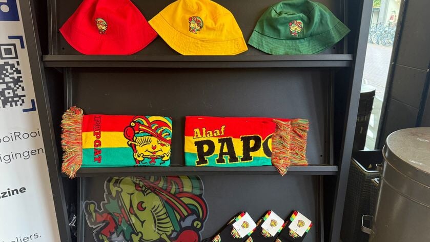 De allernieuwste Papgat merchandise is weer te koop!