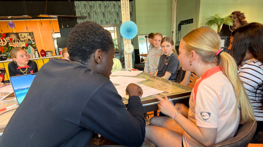 Nieuw bij Phoenix Cultuur: jongeren leren hun eigen muziek produceren