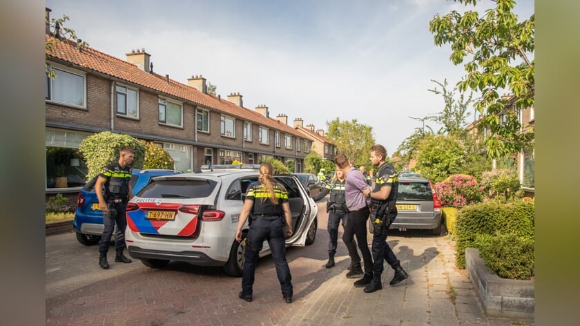 Burgernetbericht Baarn leidt tot arrestatie inbreker in Fresiastraat