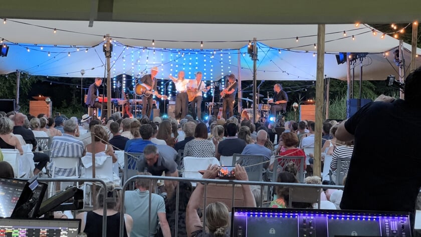 Edwin Evers Band sluit kampvuurconcerten af