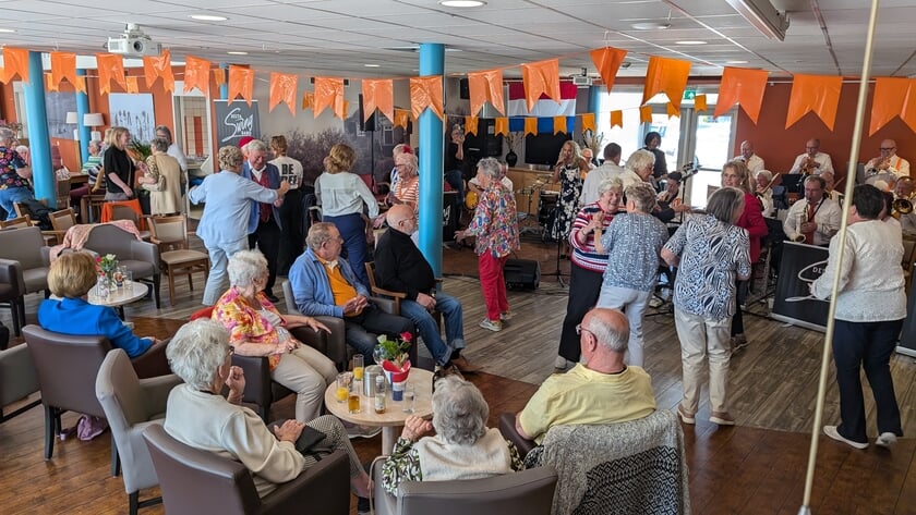 Swingend Bevrijdingsfeest in de Leemgaarde