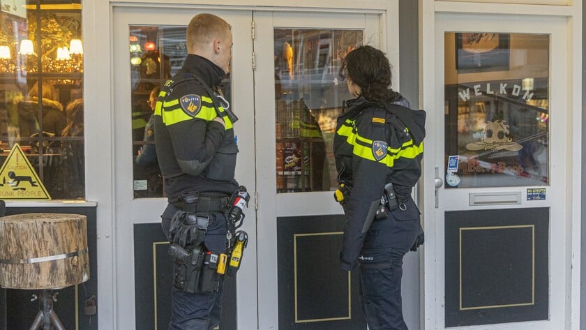 Twee cafés in Hellevoetsluis gesloten: De Meiden en ’t Oude Tramstation