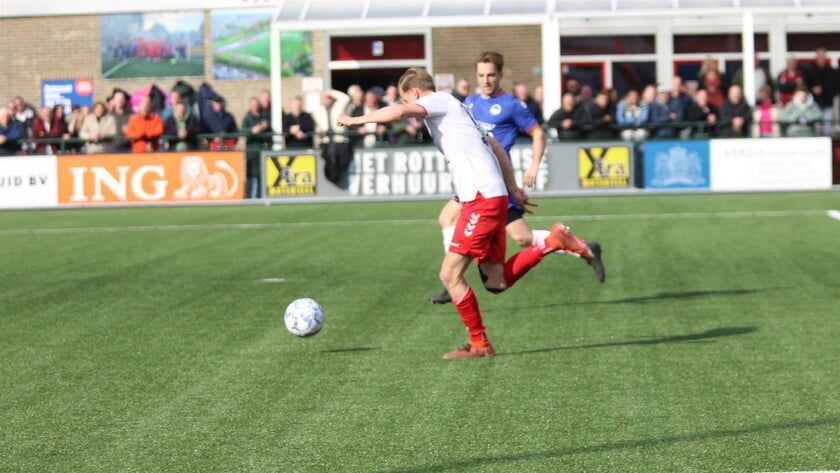 Hellevoetsluis delft onderspit tegen FC Binnenmaas