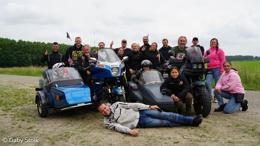 Cor (89) en Loes (84) den Broeder genoten van motortocht door Hoeksche Waard