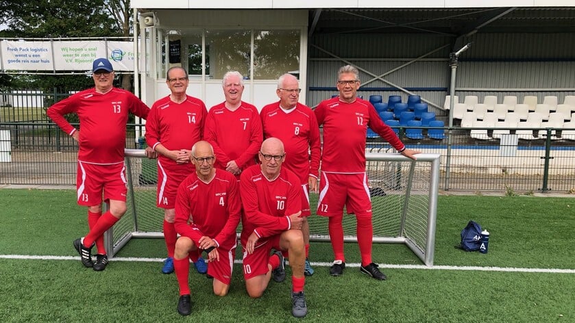 Walking Voetbal team Hoeksche Waard goed op dreef bij toernooi v.v. Rijsoord