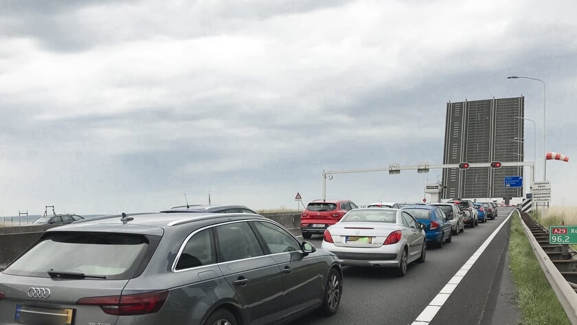 Afsluitingen snelweg A29 en Haringvlietbrug begin juli