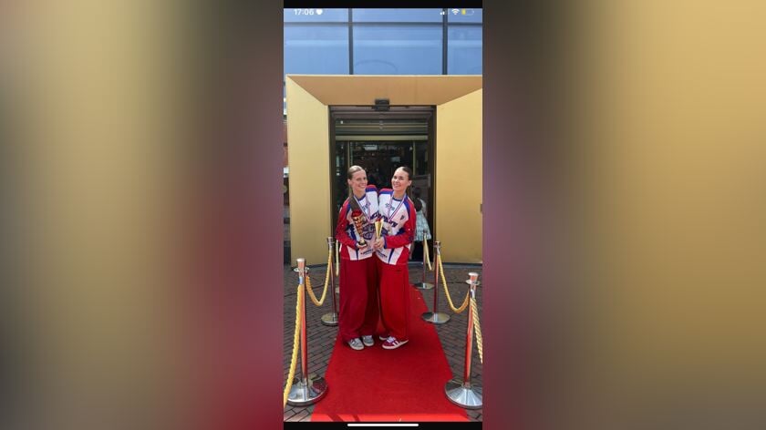 Balance’th leerlingen Sanne en Ester dansen naar eerste plek in Dutch Dance Competition
