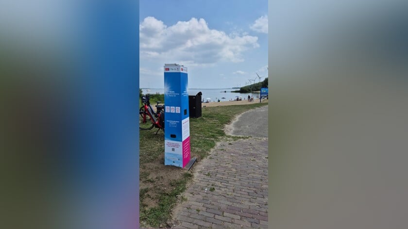 Campagne ‘Gezond in de Zon’: gemeente plaatst smeerpalen op Goeree-Overflakkee