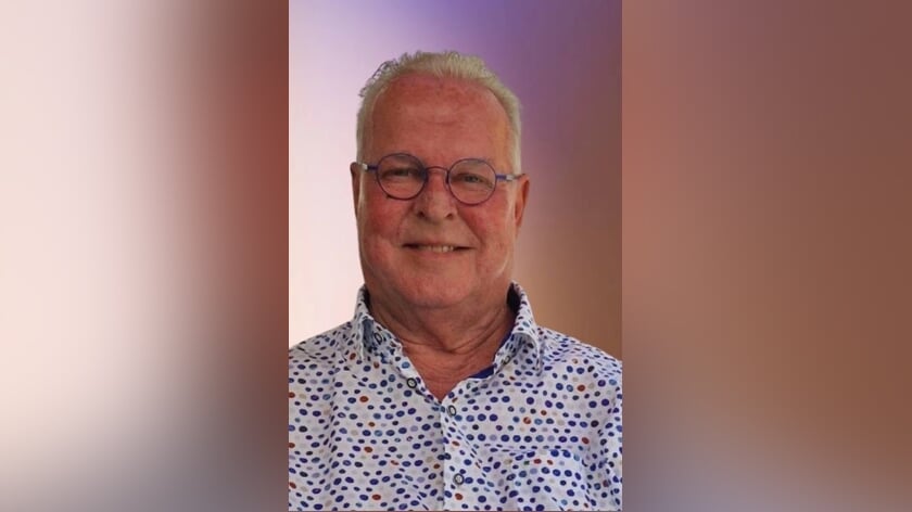 Ad de Joode 25 jaar dirigent van gospelkoor ‘In Touch’