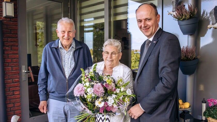Echtpaar Wildeman-Middelhoek uit ‘s-Gravendeel viert diamanten jubileum