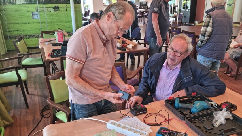 Repair Café Numansdorp viert zijn 10-jarig bestaan