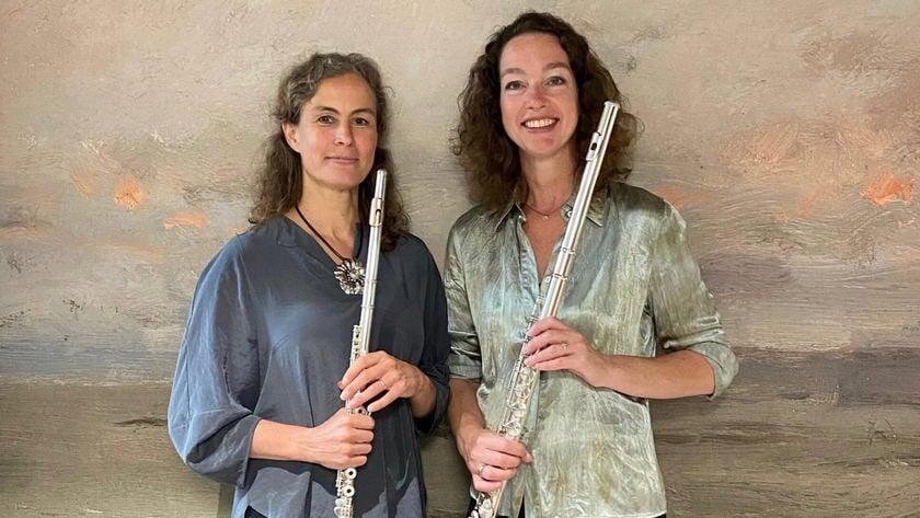 Ensmeble Fluitduo Art Ensemble geeft concert in verpleeghuis