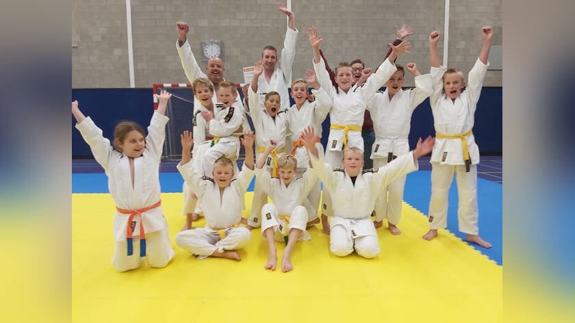 Meneer Sander wordt judomeester Sander