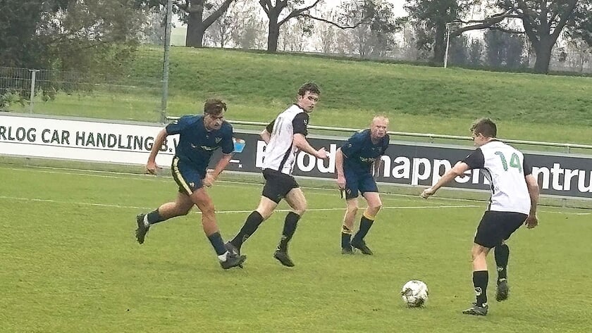Herkingen ‘55 pakt punt bij koploper GHVV ‘13