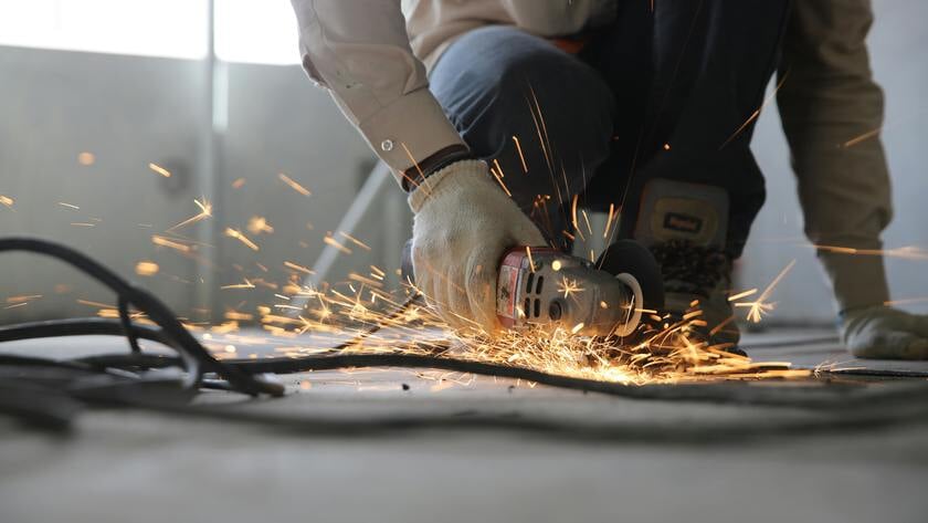 Tekort aan vakmensen belemmert de bouw in Rijnmond