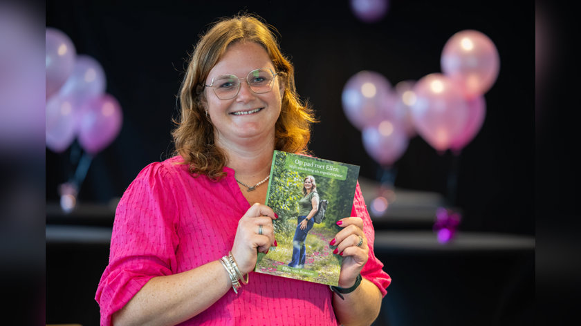 Ellen van Rossum slaat nieuwe weg in met haar ergotherapiepraktijk en presenteert boek ‘Op pad met E