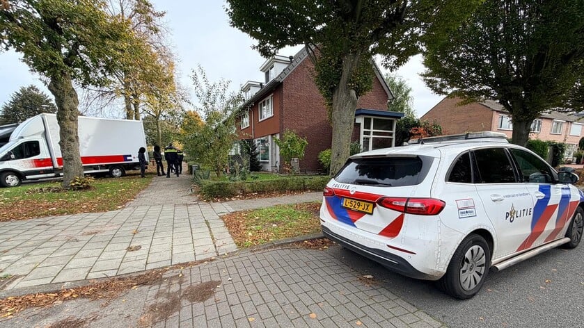 Politie ontdekt hennepkwekerij in woning in Veghel