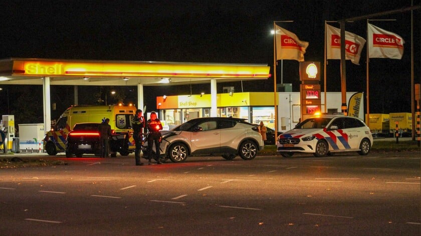 Gewonde bij botsing op kruispunt Julianasingel en Nieuwe Hescheweg in Oss