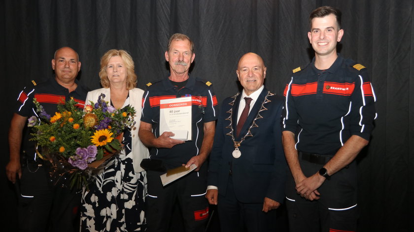 Na veertig jaar neemt Hans afscheid van de brandweer: ‘Het was mijn jongensdroom’