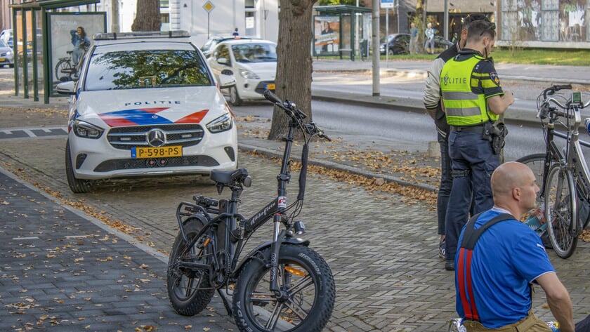 Auto en fatbike met elkaar in botsing in Vlissingen